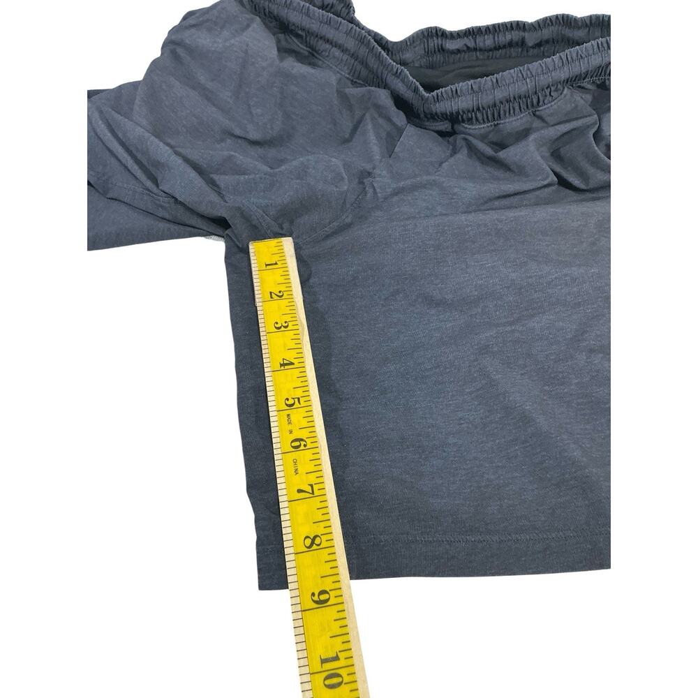 Lululemon Athletica Short Men Size Small Gray - Picture 11 of 12